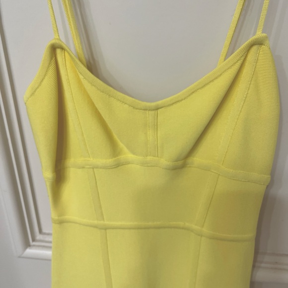 🎉HP🎉BCBG MaxAzria Sweatheart Bodycon Midi Dress S - Picture 4 of 11
